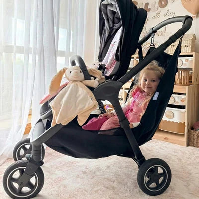 Flush – The Smart Extra Seat for Your Second Child